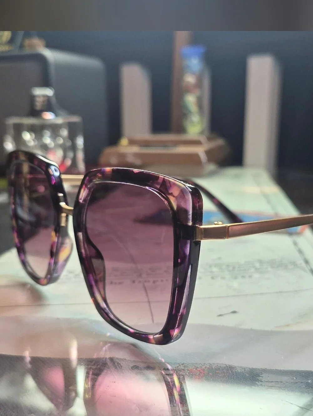 Oscar de la Renta Purple Tortoiseshell Oversized Square Sunglasses